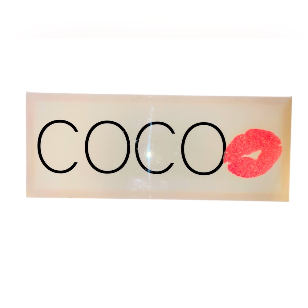 COCO Decorative Sign with Red‎ Lip Print